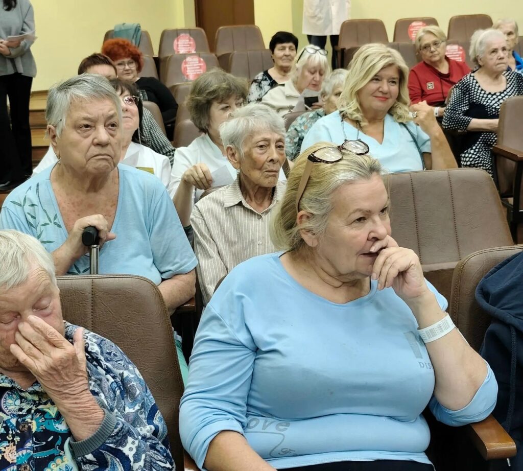Пациенты Краевого госпиталя ветеранов войн отметили Всемирный день сердца интеллектуальной викториной.